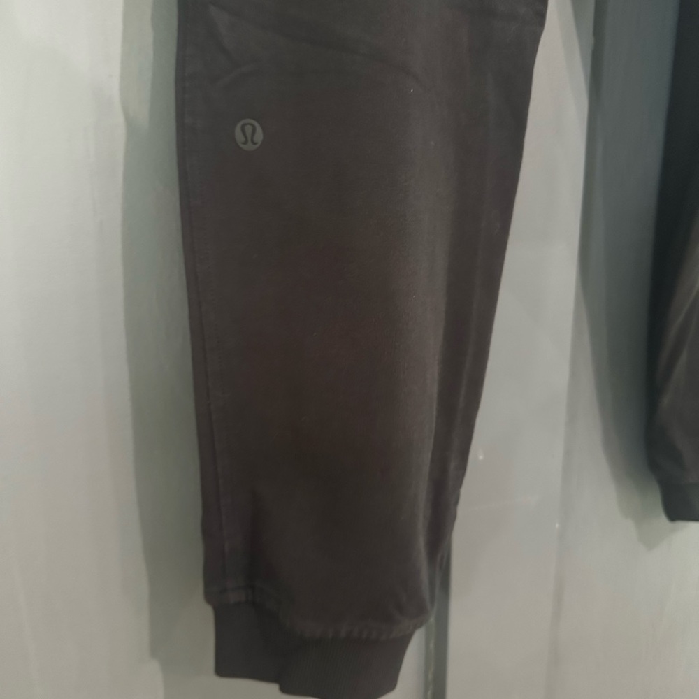 Lululemon Scuba Joggers - 6 - Black - Picture 8 of 9